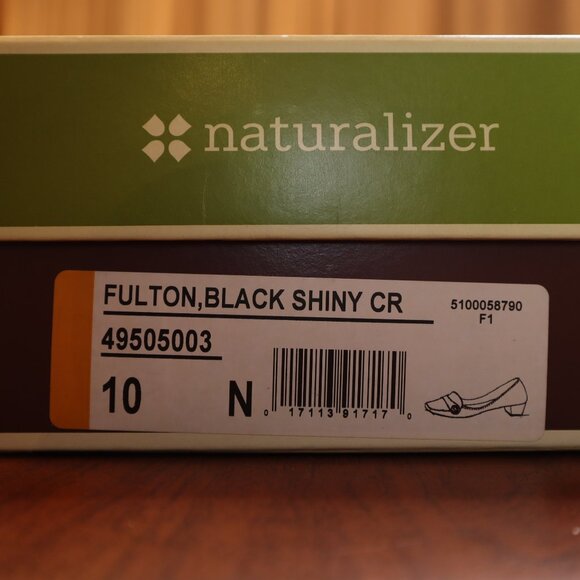 Naturalizer Fulton Block Heel Loafers – Black Croc Patent – Size 10 Narrow (N) – - Picture 7 of 8